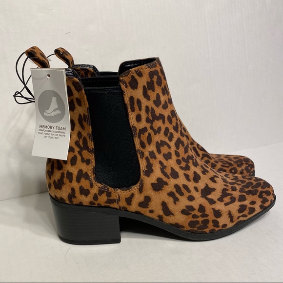 NWT Womens Memory Foam Cheetah Print Booties Boots - Picture 2 of 8